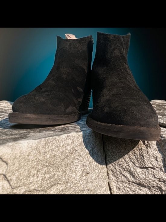 marroqui Sanchez Shoes - Marroqui Sanchez 1980 Black Suede Chelsey Bootie Size EU 40 US 9.5